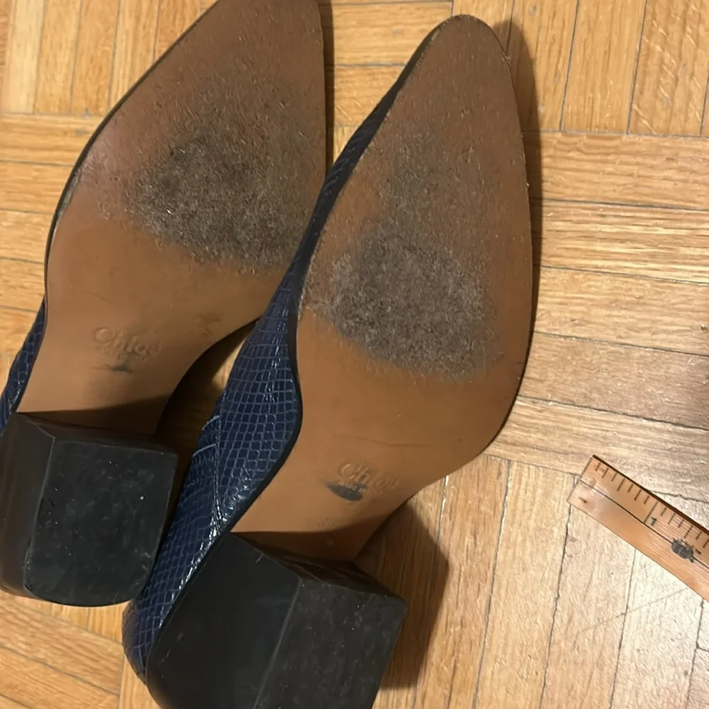 Chloe Elegant Blue Textured Shoes - Picture 6 of 15